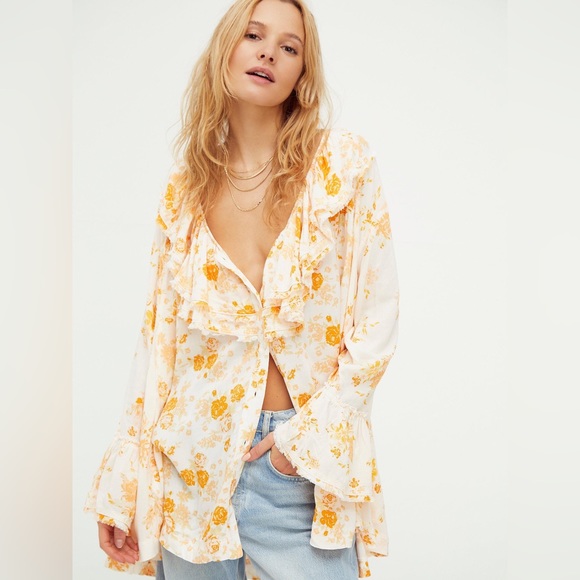 Free People Tops - Free people Loretta floral bell sleeve tunic